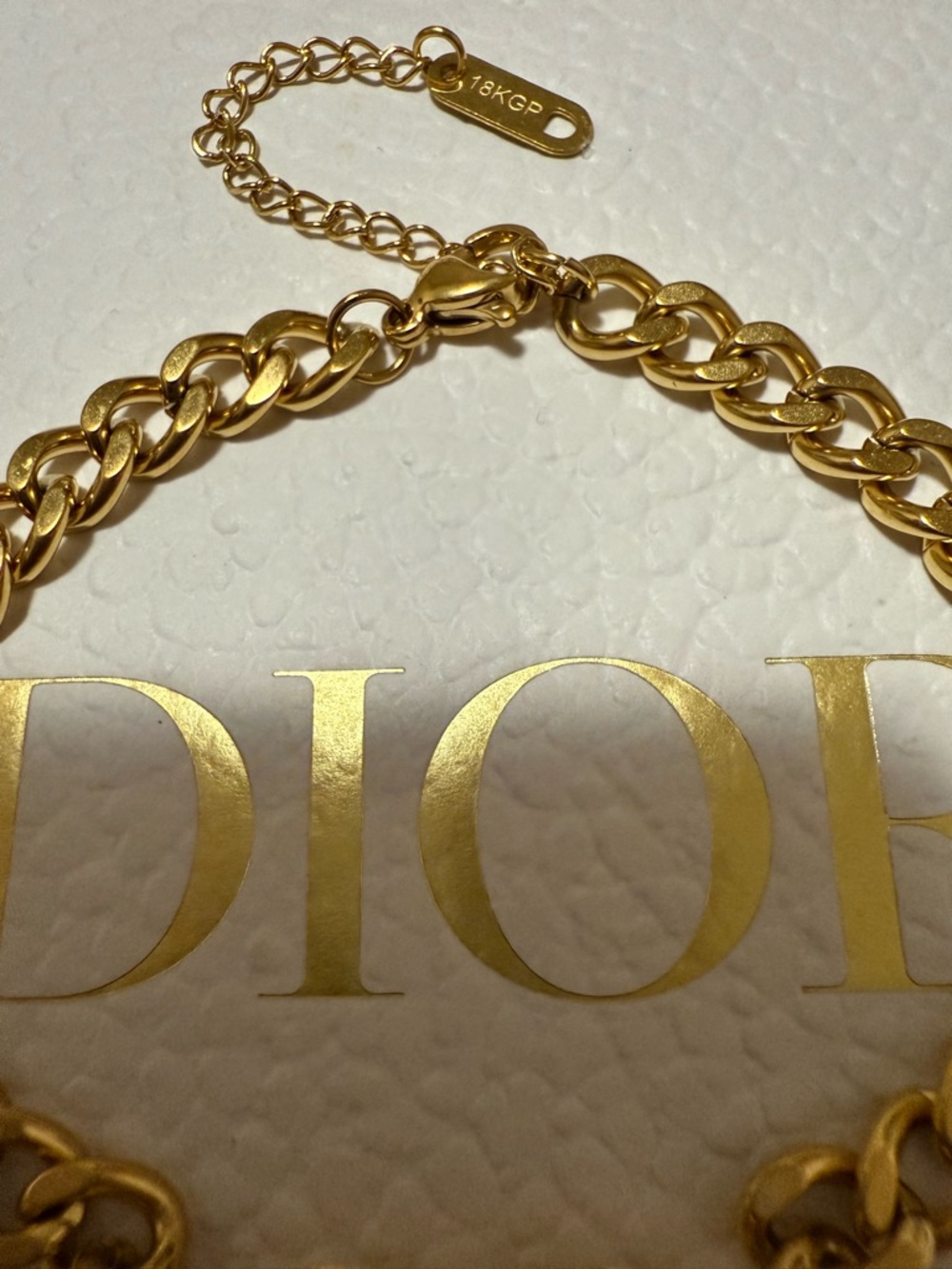 Luxury Style Goldtone Fashion Bracelet - Picture 6 of 9